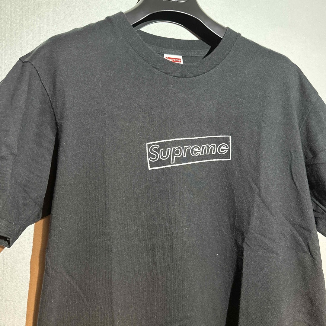 Supreme KAWS Chalk Logo Tee L 黒 シュプリームTシャツ/カットソー(半袖/袖なし)