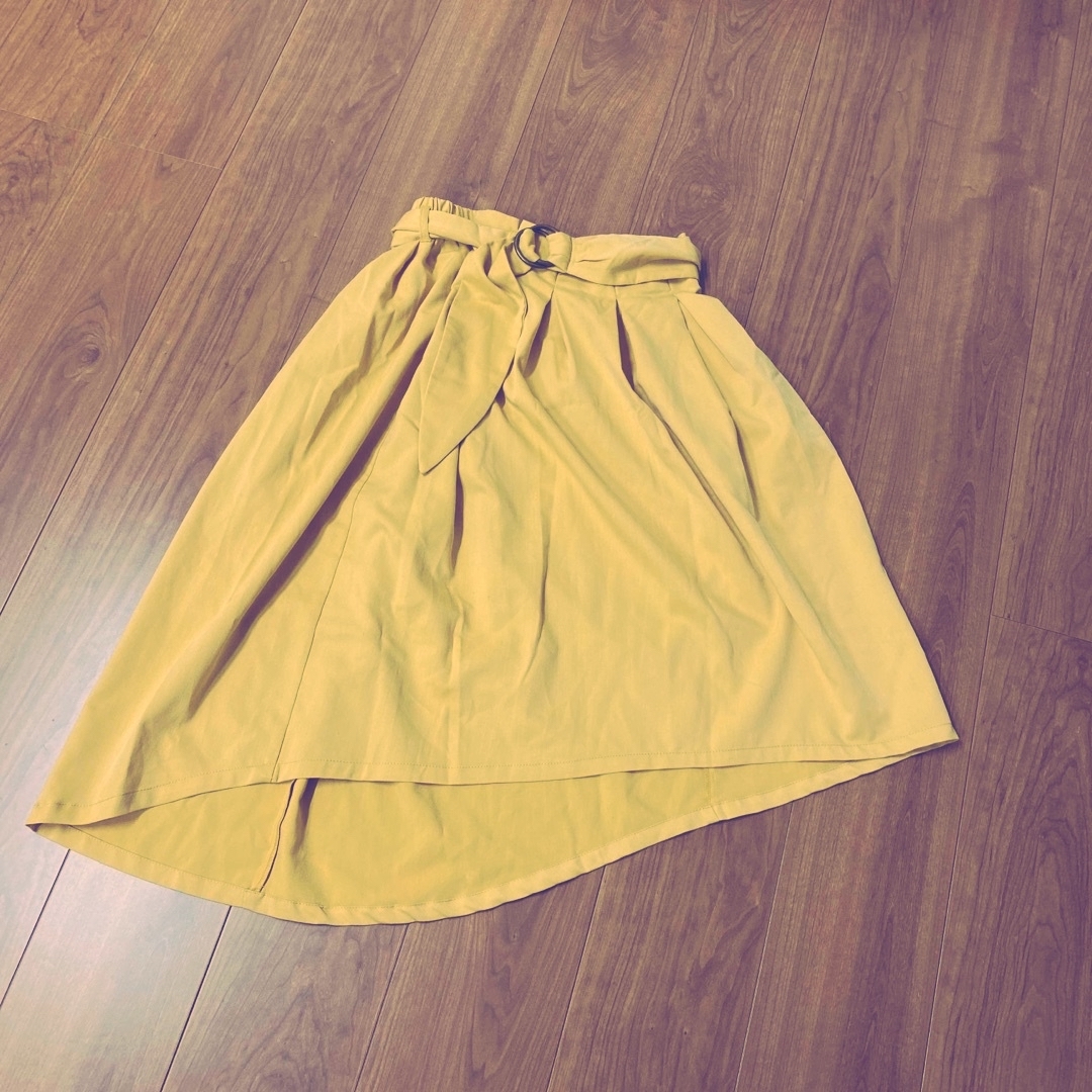OLIVEdesOLIVE(オリーブデオリーブ)のOLIVE des OLIVE レディース　スカート　山吹色　Mサイズ　USED レディースのスカート(ひざ丈スカート)の商品写真