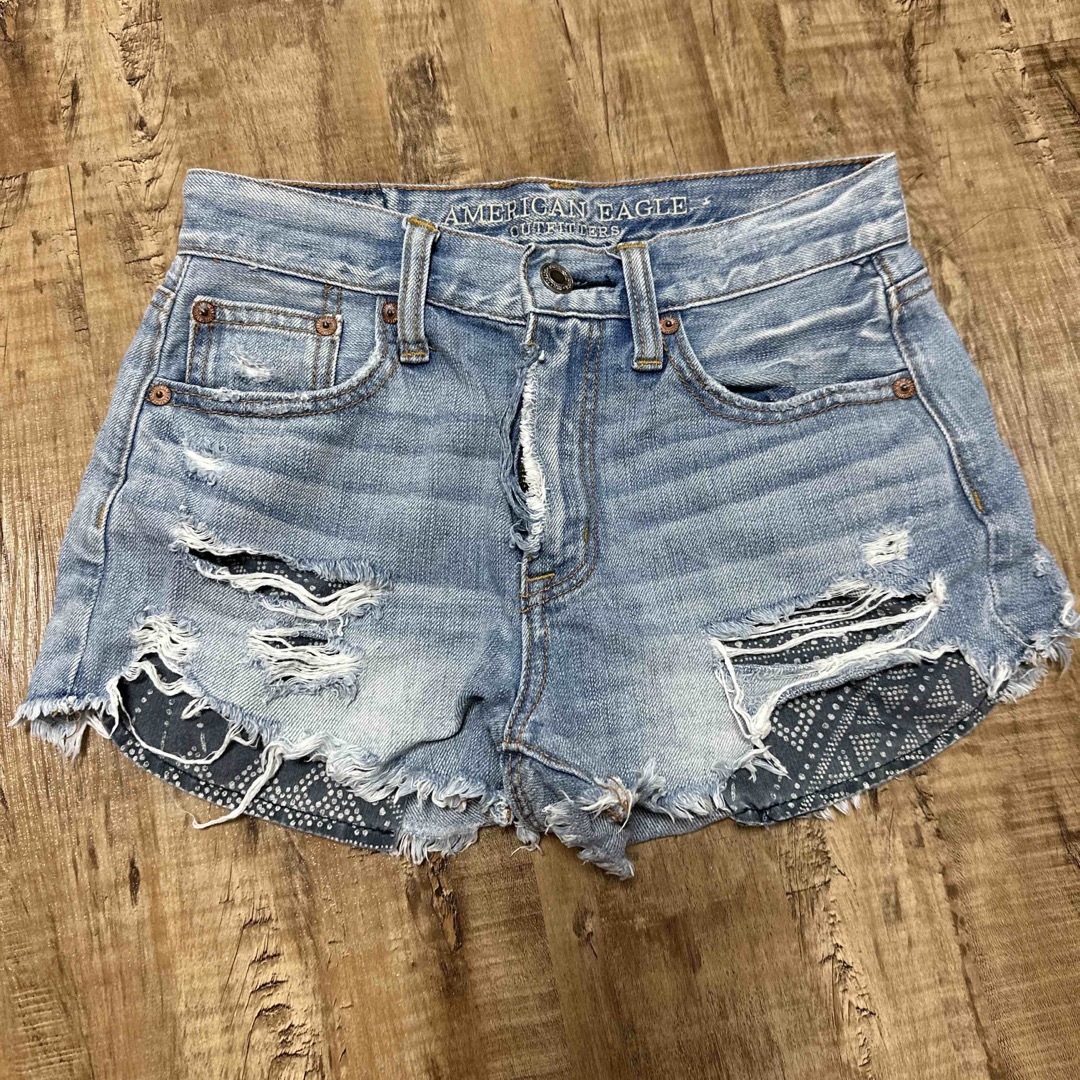 American Eagle(アメリカンイーグル)のショートパンツ レディースのパンツ(ショートパンツ)の商品写真