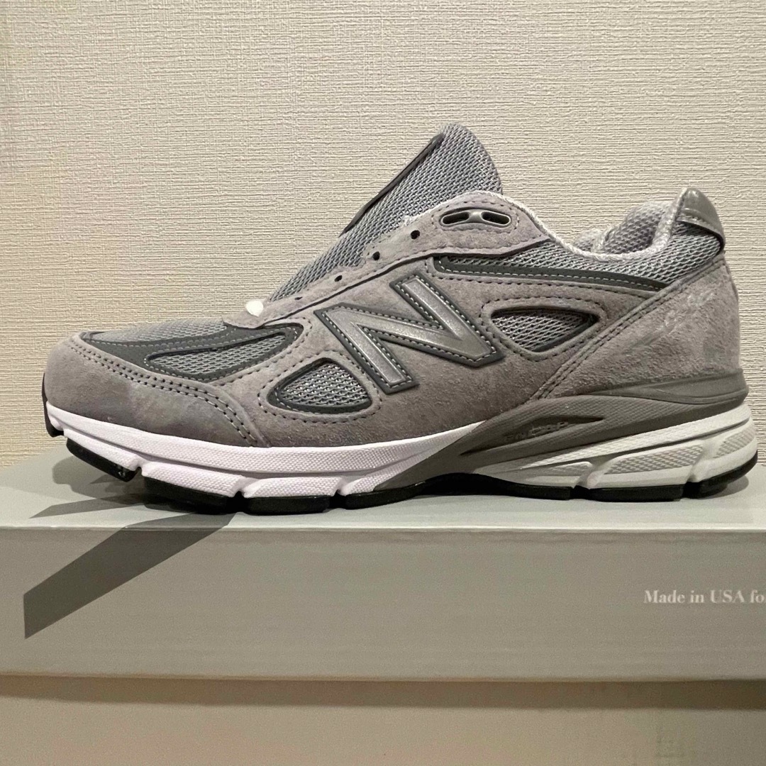 週末限定　ニューバランス990V4