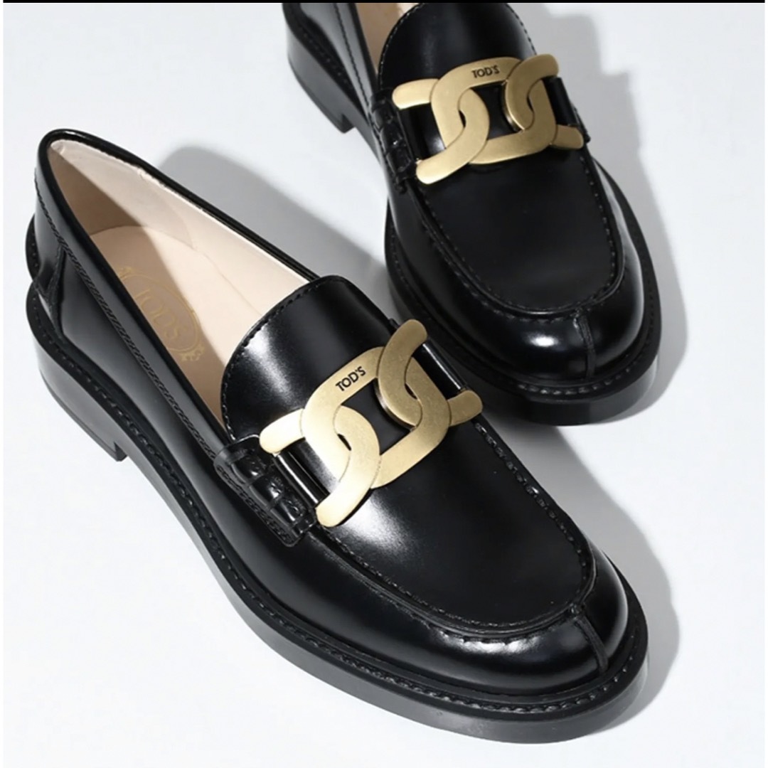 TOD'S(トッズ)のTOD’Sトッズ レザー ローファー KATEブラック 美品 レディースの靴/シューズ(ローファー/革靴)の商品写真