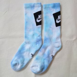 ナイキ(NIKE)のタイダイ染め NIKE ジュニアクルーソックス M (23~25cm)(靴下/タイツ)