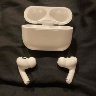 アップル(Apple)の【値下げ可】AirPods Pro第2世代エアポッド プロ イヤホン左右・充電器(ストラップ/イヤホンジャック)