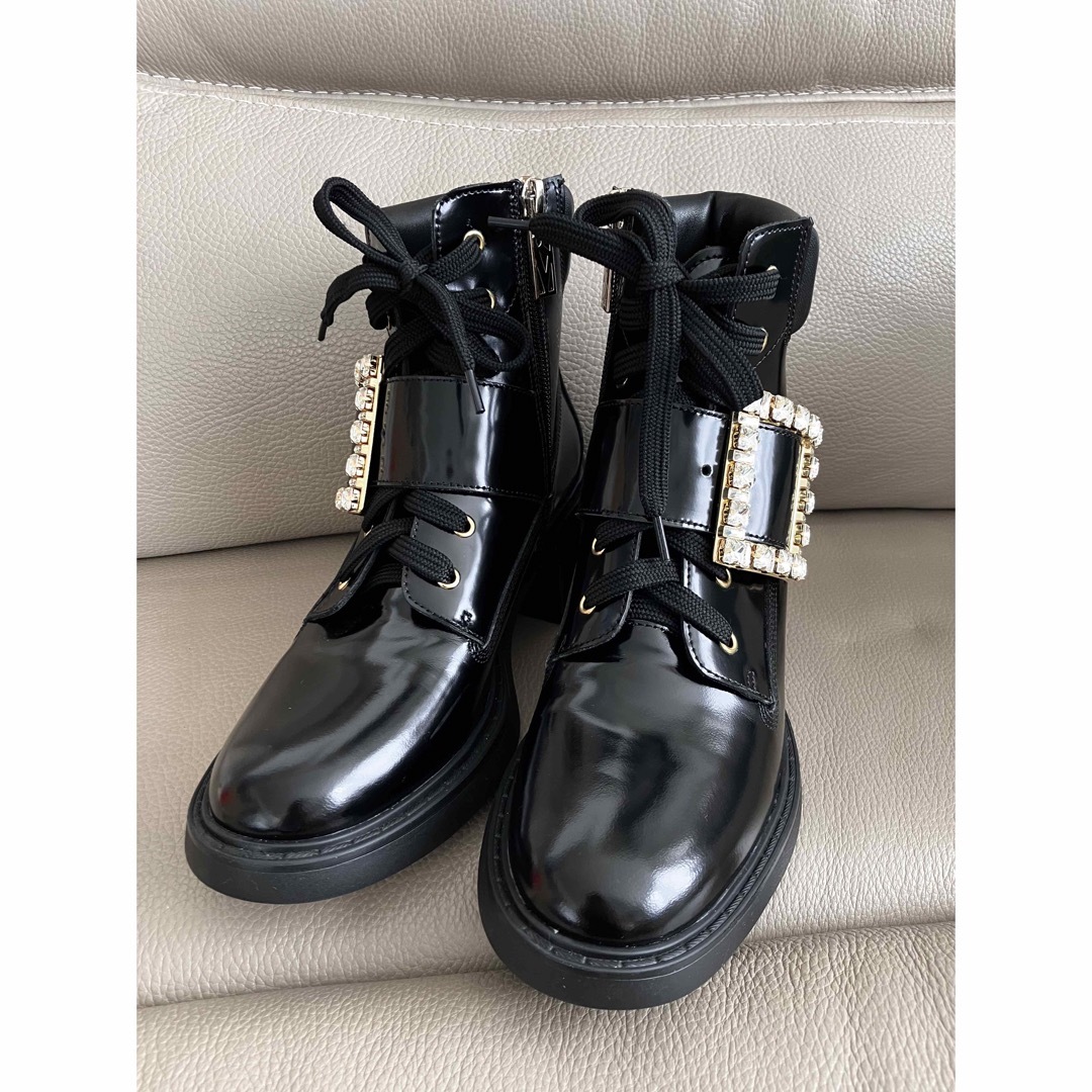 ROGER VIVIER - ロジェヴィヴィエ ROGER VIVIER ブーツ 未使用の通販