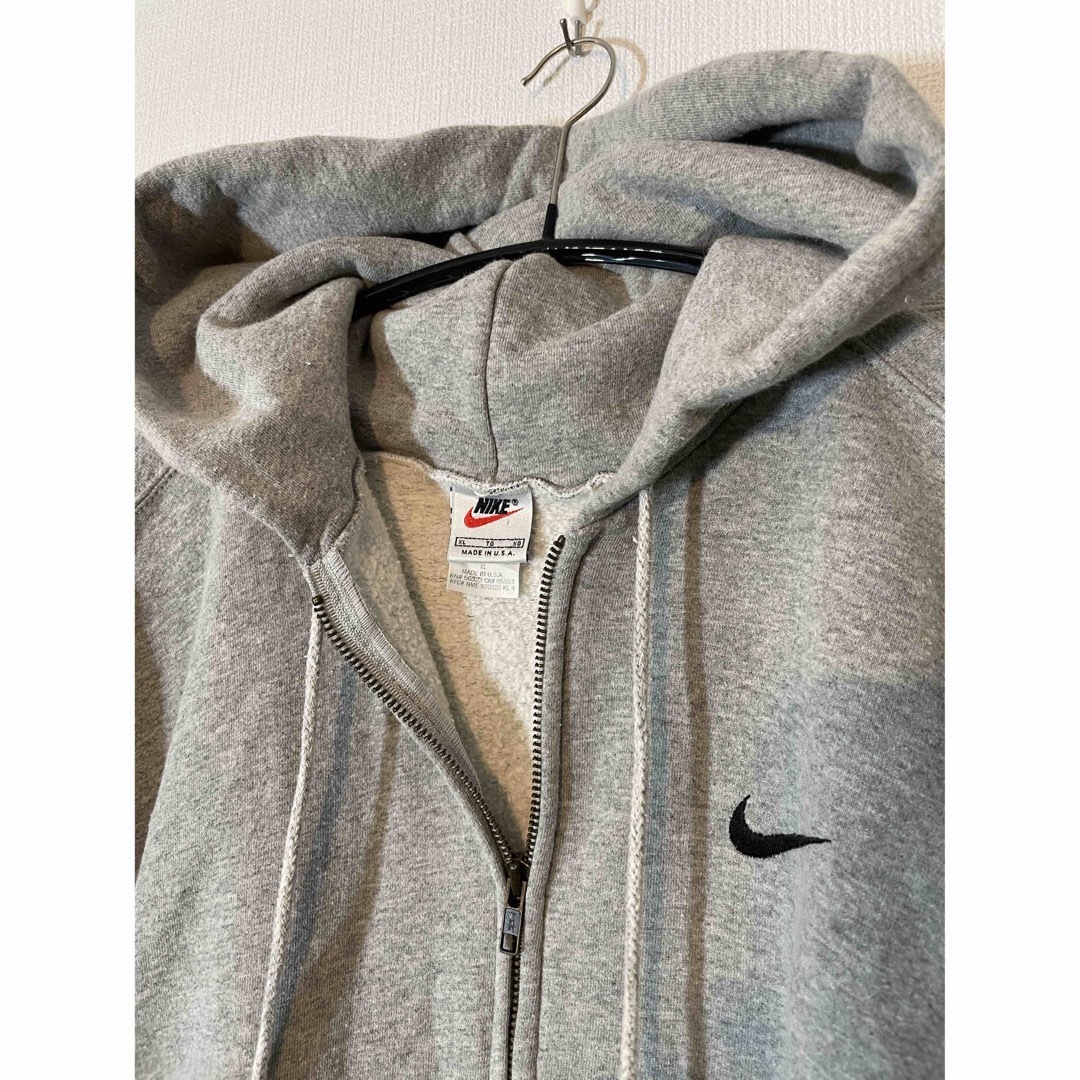 NIKE(ナイキ)のNIKE made in USA カットオフノースリーブパーカー メンズのトップス(パーカー)の商品写真