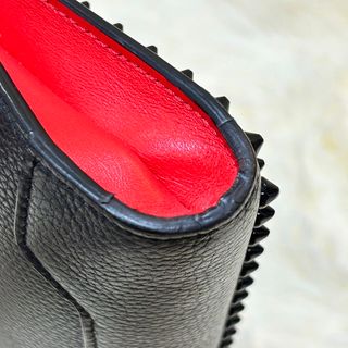 Christian Louboutin   クリスチャンルブタン スカイポーチ