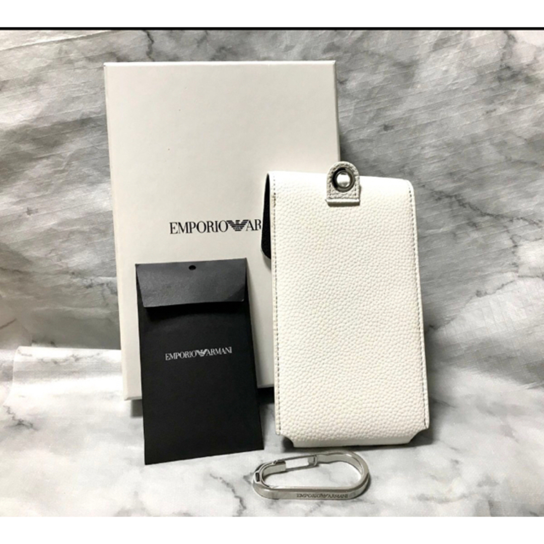 Emporio Armani(エンポリオアルマーニ)のEMPORIO ARMANI　エンポリオアルマーニ　スマホケース　箱付き　ポーチ レディースのファッション小物(その他)の商品写真