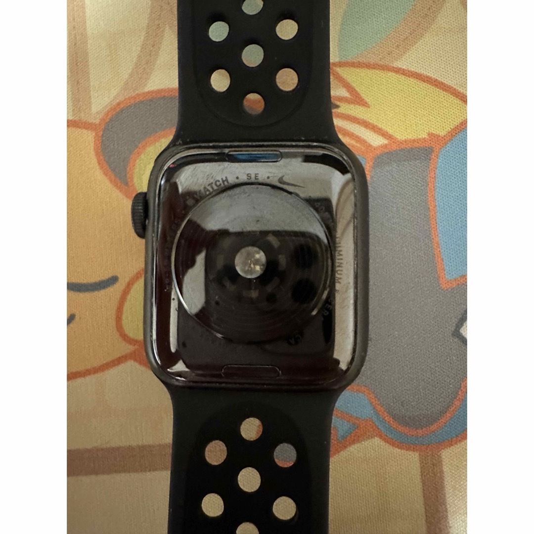 アップルウォッチseナイキモデル 40mm ブラックApple WatchSE