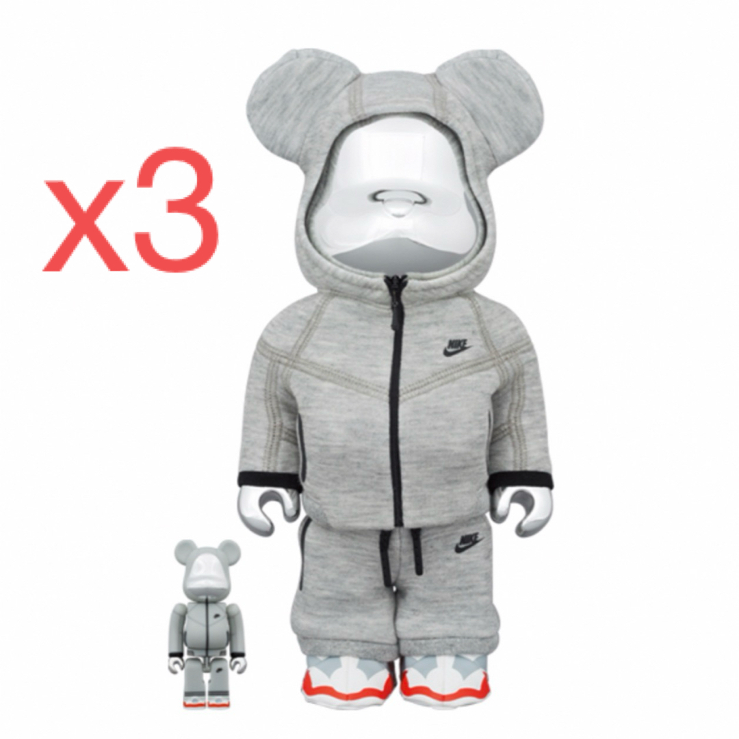 Bearbrick NIKE Tech Fleece N98 100％ 400%フィギュア