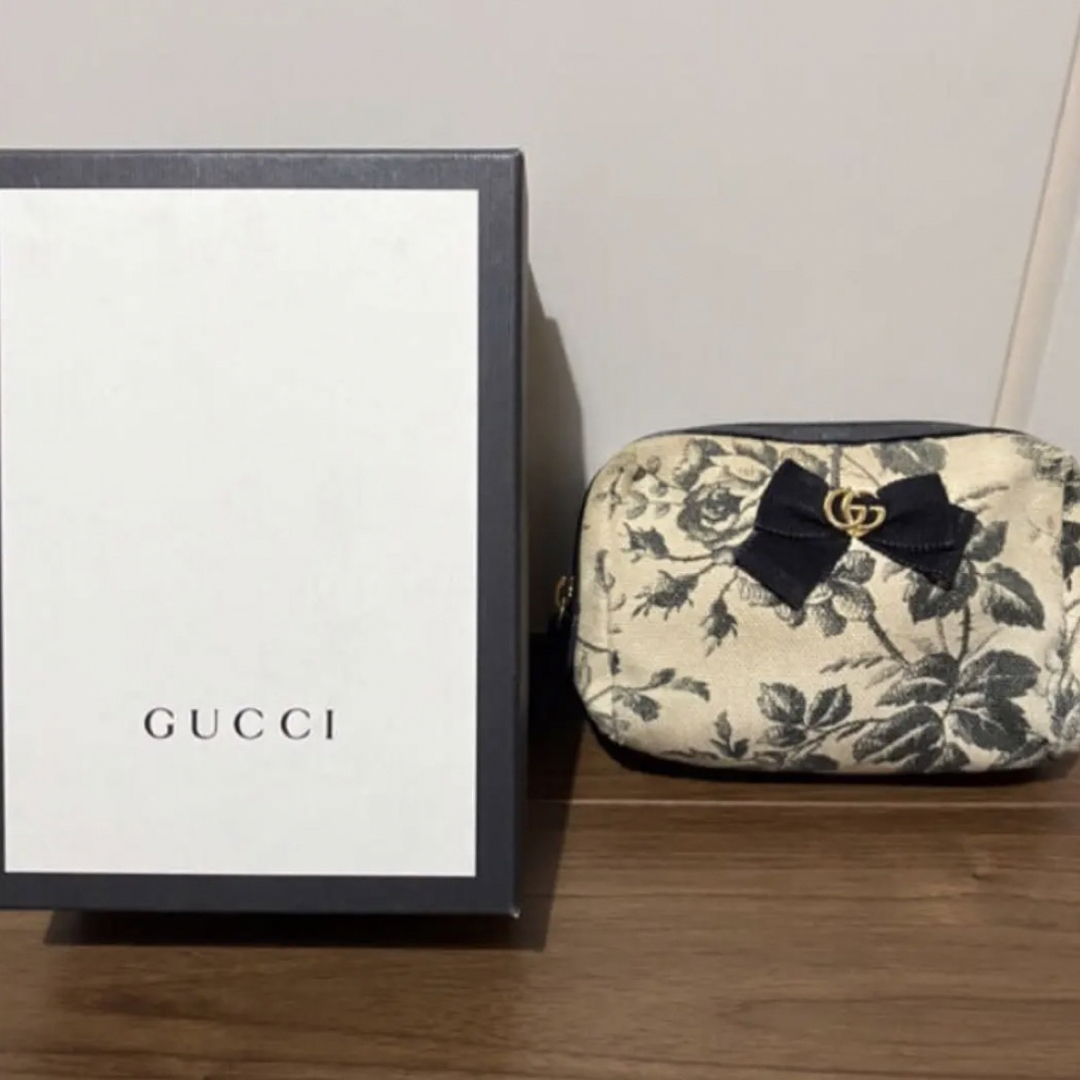 【美品】GUCCI コスメポーチ