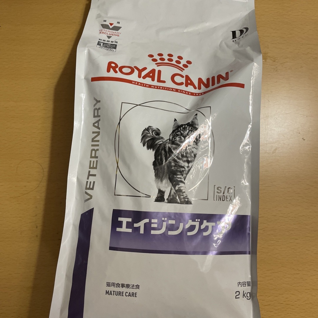 ROYAL CANIN - ロイヤルカナン エイジングケア 猫用の通販 by (セール