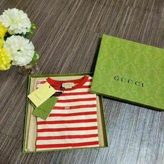 Gucci - GUCCI タグ付き ボーダー ロゴ Tシャツ 可愛い プレゼント