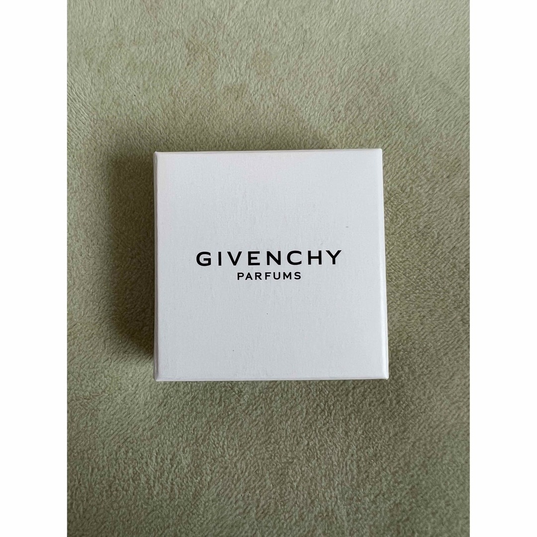 GIVENCHY(ジバンシィ)の[新品] GIVENCHY ジバンシー キーホルダー マットブラック レディースのファッション小物(キーホルダー)の商品写真