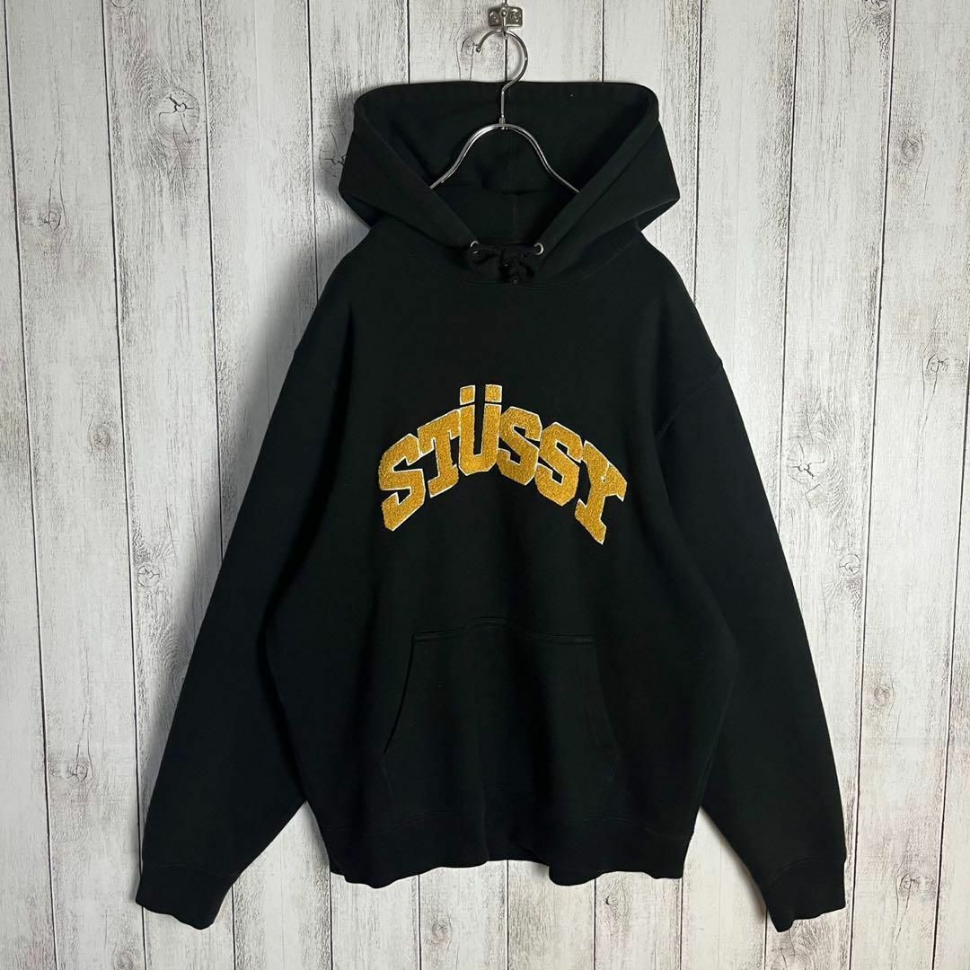 STUSSY - 【超人気デザイン】ステューシー☆アーチロゴ入りパーカー