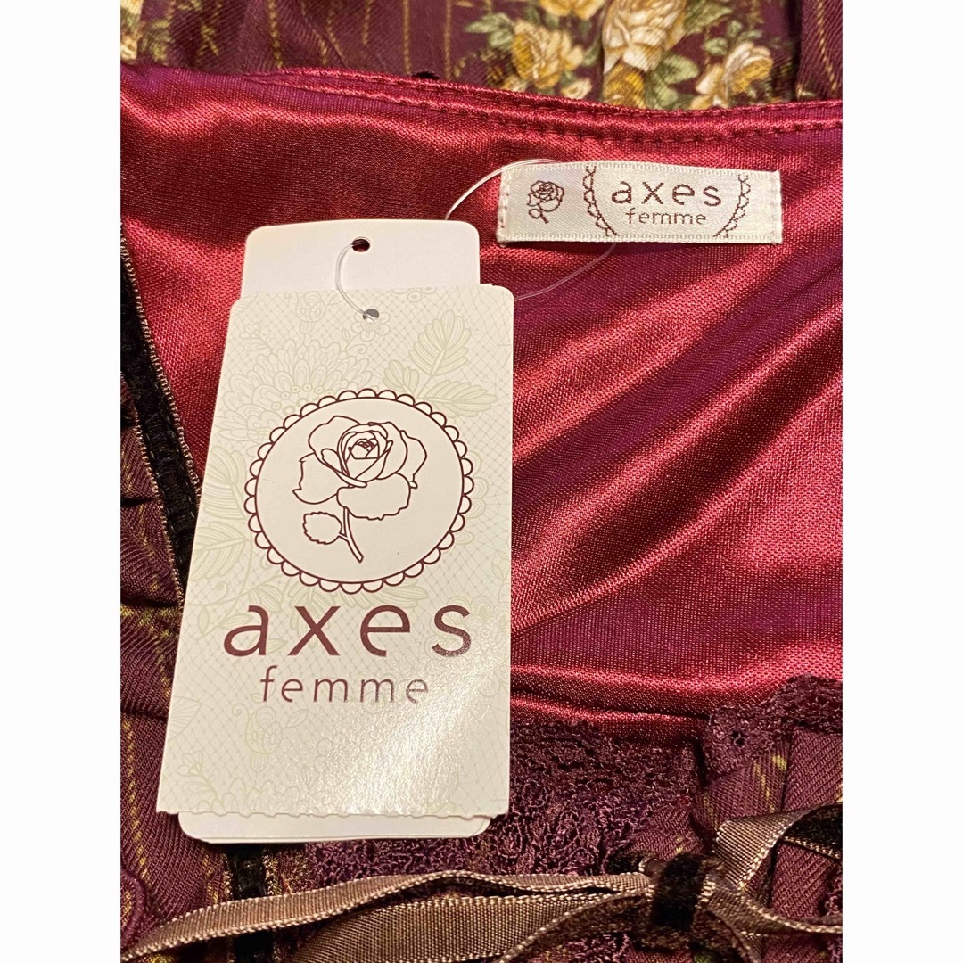 axes femme(アクシーズファム)の◆ 未使用!! axes femme(アクシーズファム) ピンスト花柄ワンピース レディースのワンピース(ひざ丈ワンピース)の商品写真