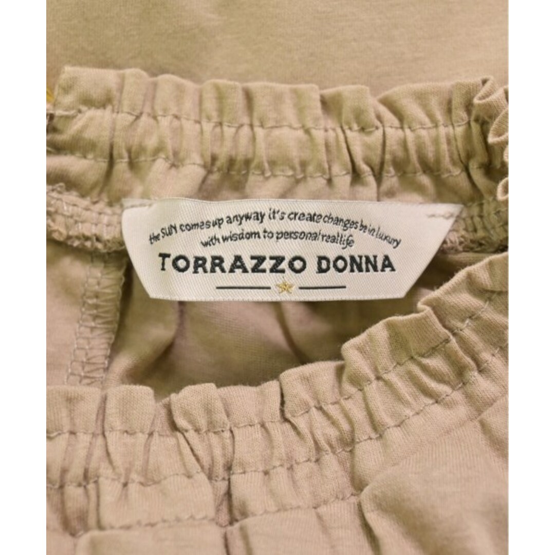 TORRAZZO DONNA(トラッゾドンナ)のTORRAZZO DONNA トラッゾドンナ ワンピース F ベージュ 【古着】【中古】 レディースのワンピース(ひざ丈ワンピース)の商品写真