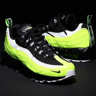 ナイキ(NIKE)のぽんた様専用です(スニーカー)