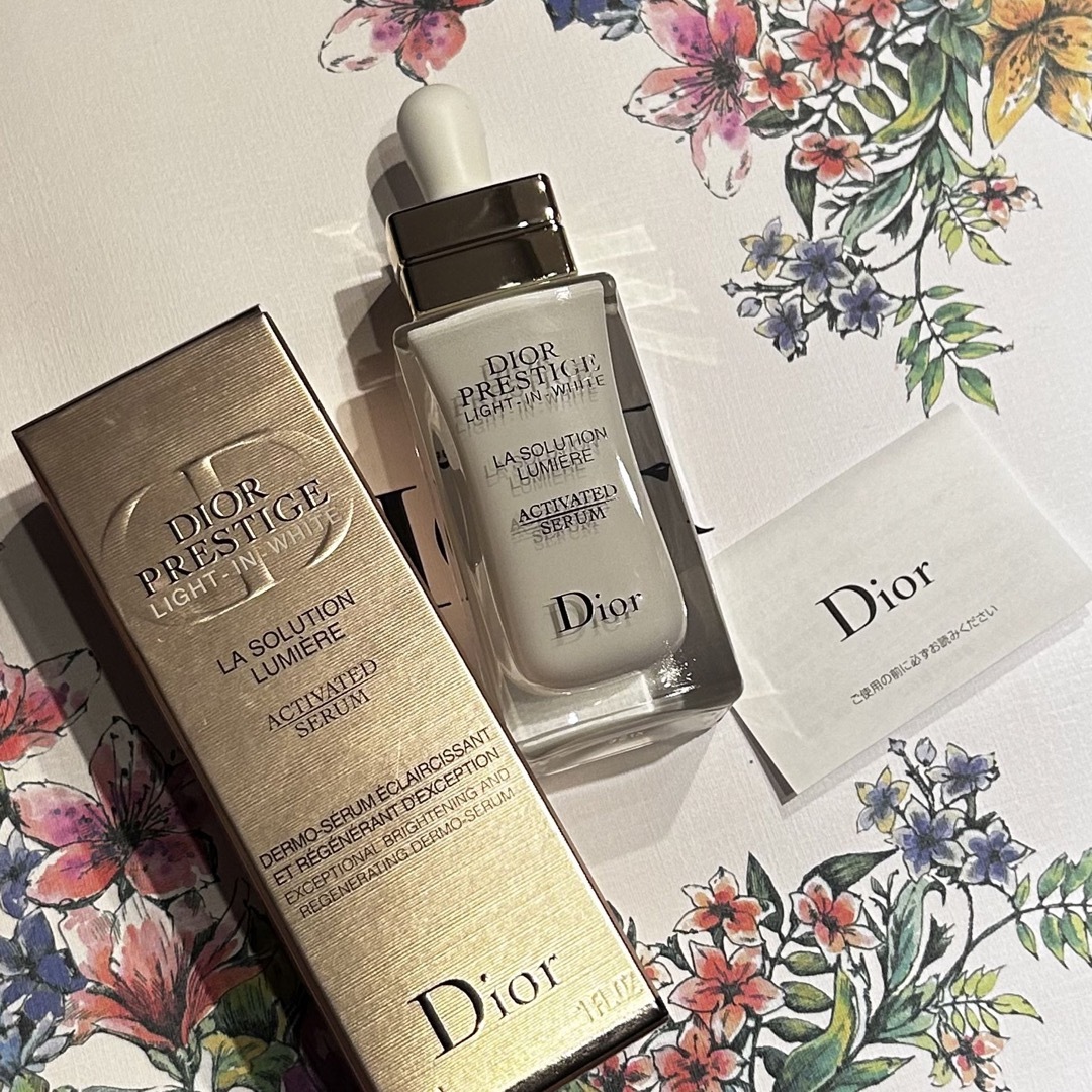 Dior プレステージホワイトラソリューションルミエールライトイン ...