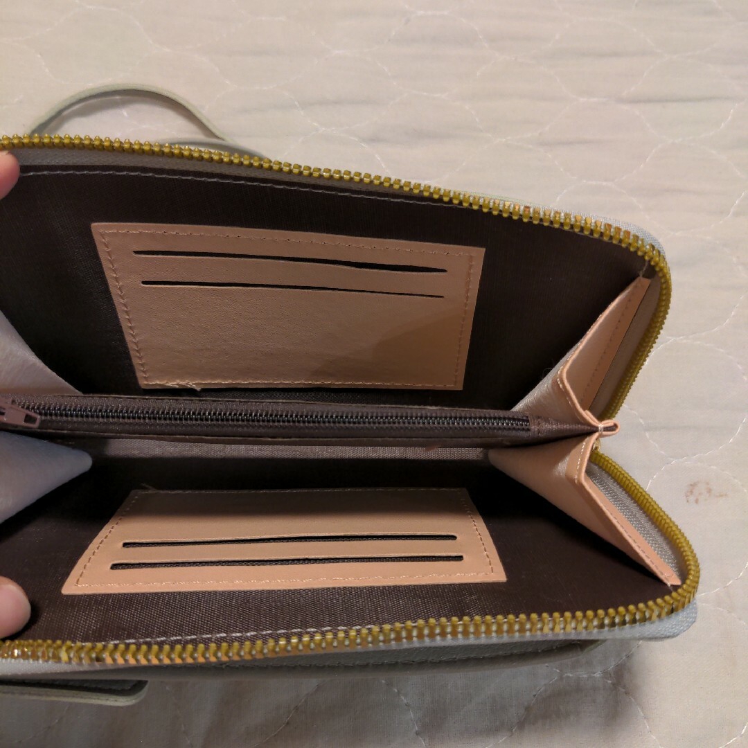 お財布ショルダーバック レディースのバッグ(ショルダーバッグ)の商品写真
