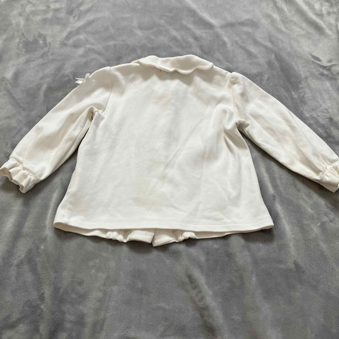 BeBe(ベベ)のBEBE ブラウス　90㎝ キッズ/ベビー/マタニティのキッズ服女の子用(90cm~)(ブラウス)の商品写真