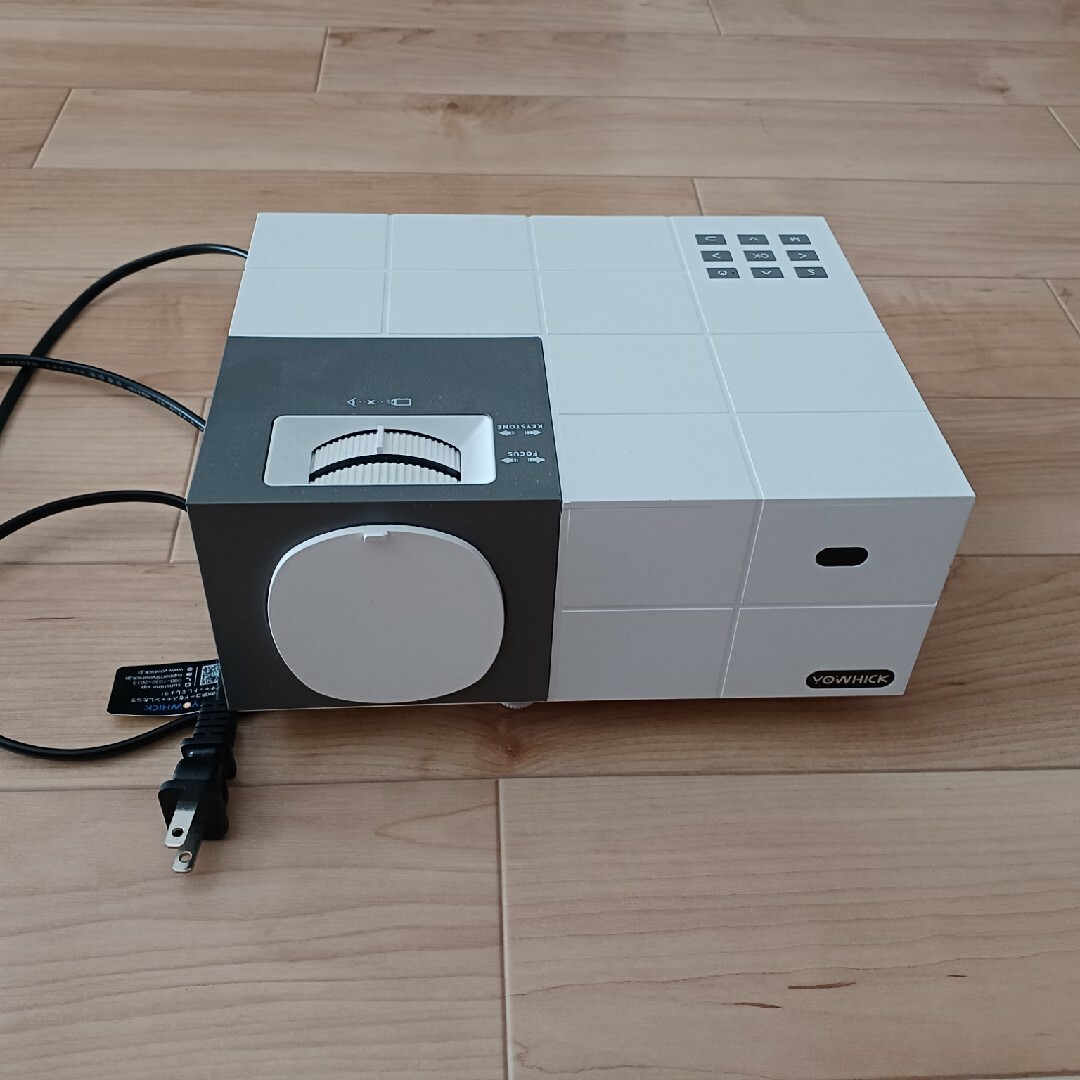 小型プロジェクター 20000LM 4K対応の通販 by 睡眠堂|ラクマ