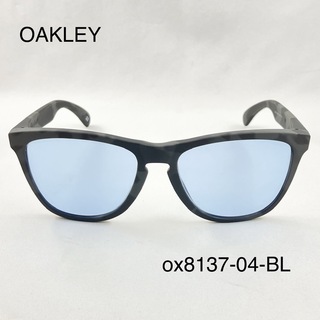 オークリー(Oakley)のオークリーox8137-04ライトブルーサングラスFrogskins(サングラス/メガネ)