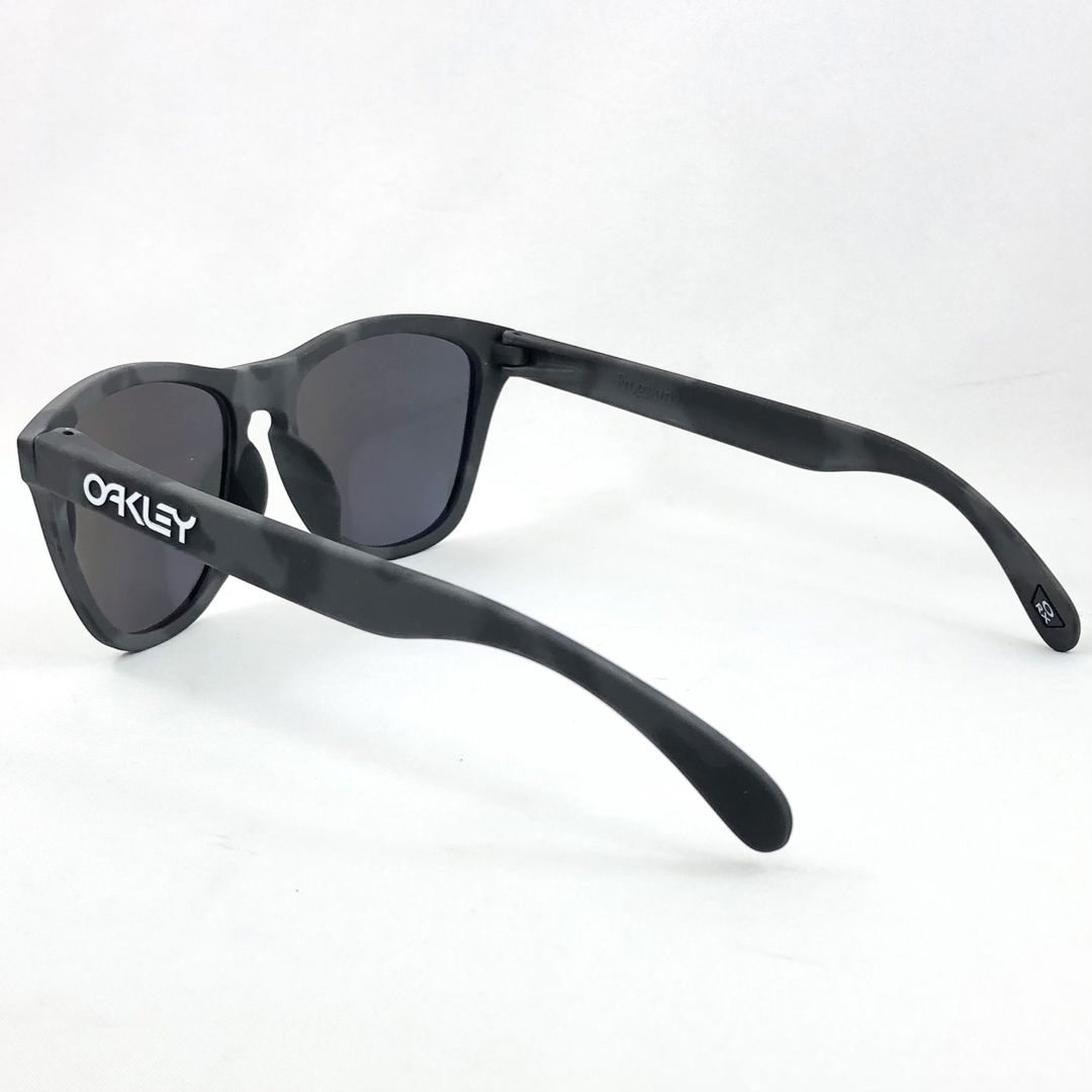 オークリーox8137-04偏光シルバーミラーサングラスFrogskins