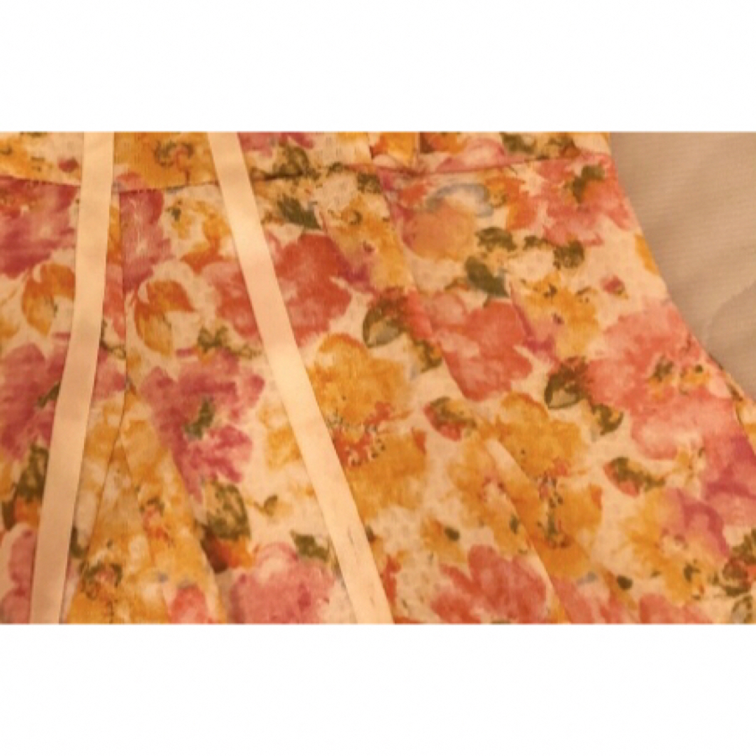 LIZ LISA(リズリサ)のルビィ様専用 花柄ワンピースピンク×オレンジ レディースのワンピース(ミニワンピース)の商品写真