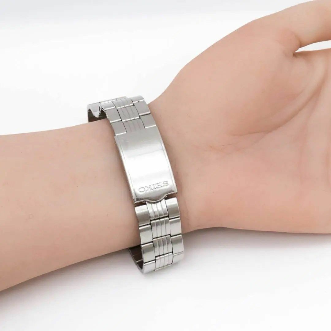 SEIKO - 《人気》SEIKO 5 腕時計 シルバー デイデイト 自動巻き メンズ