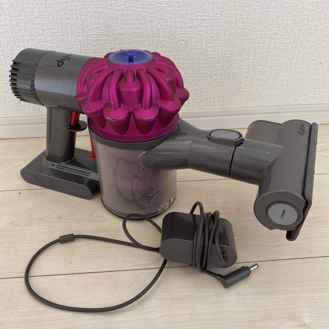 Dyson 掃除機　ハンディ