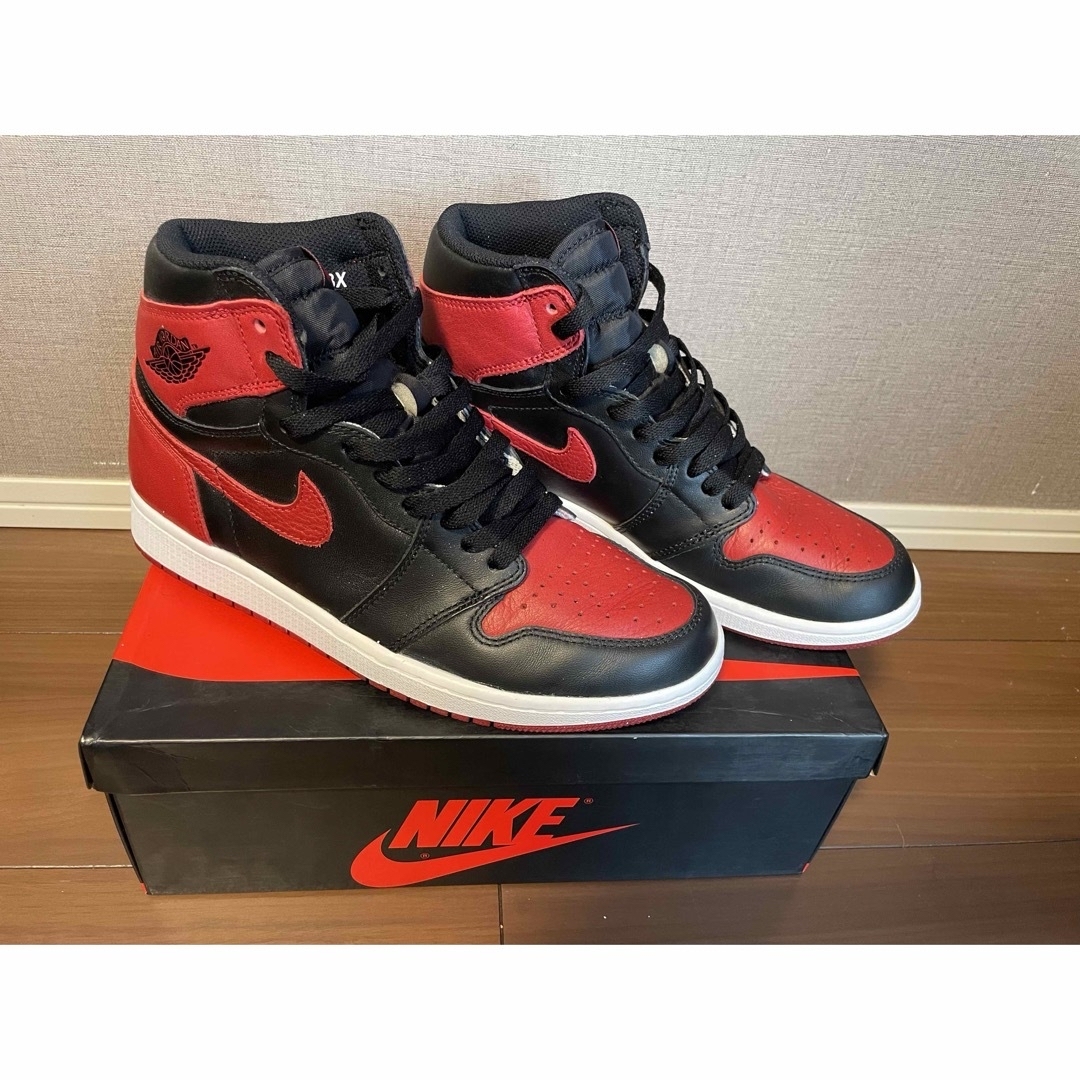 Jordan Brand（NIKE）(ジョーダン)のAir Jordan 1 Retro Bred  Banned ブレッド　赤黒 メンズの靴/シューズ(スニーカー)の商品写真