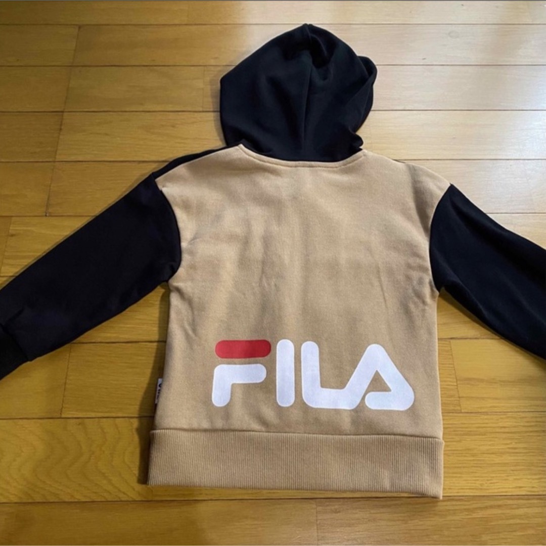 新品未使用 フィラ FILA パーカー