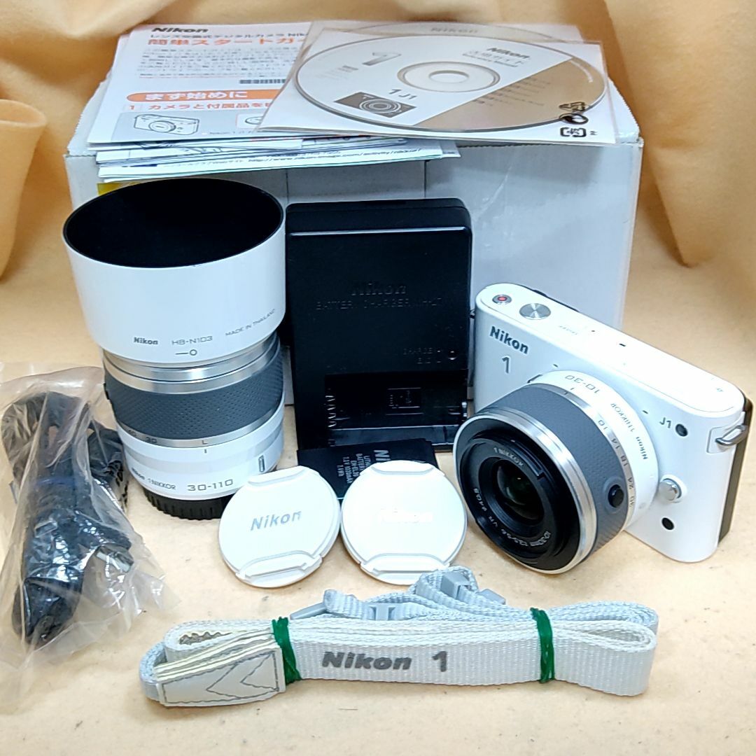 Nikon - ミラーレス Nikon 1 J1 ダブルズームキット ホワイトの通販 by ...