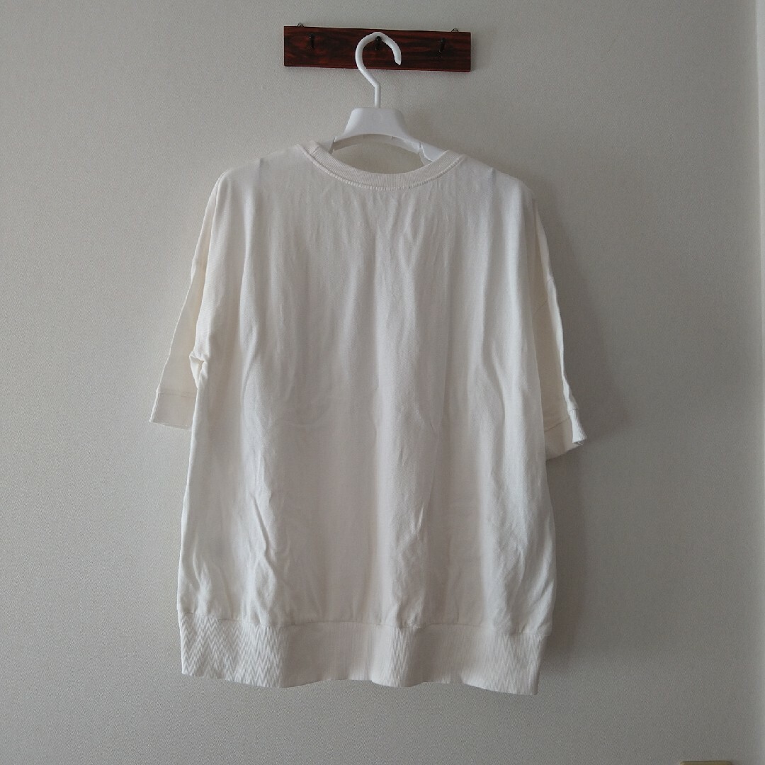 ビッグシルエット　トップス　サイズM レディースのトップス(Tシャツ(半袖/袖なし))の商品写真
