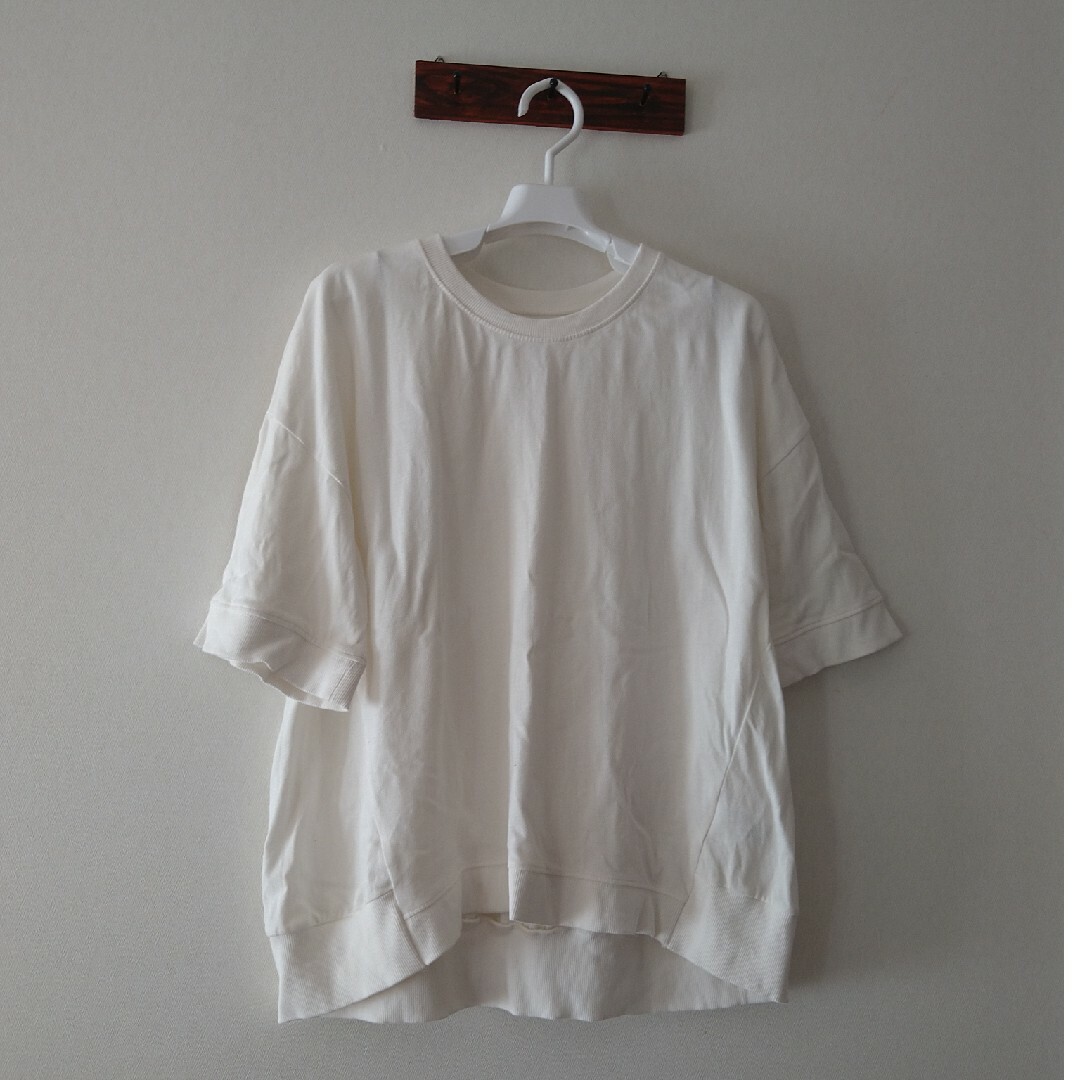 ビッグシルエット　トップス　サイズM レディースのトップス(Tシャツ(半袖/袖なし))の商品写真