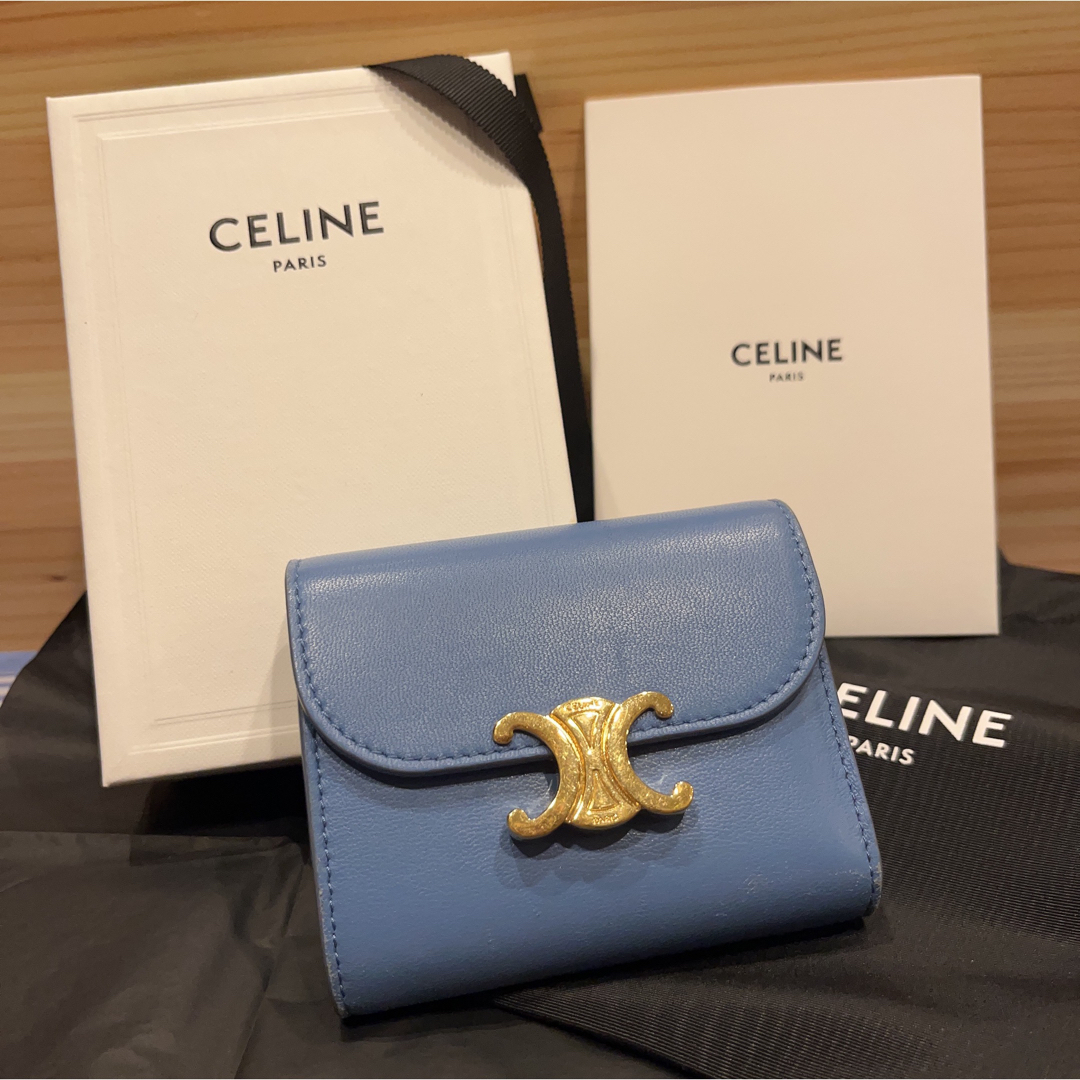 〈CELINE〉セリーヌ　トリオンフ　スモールウォレット　折財布