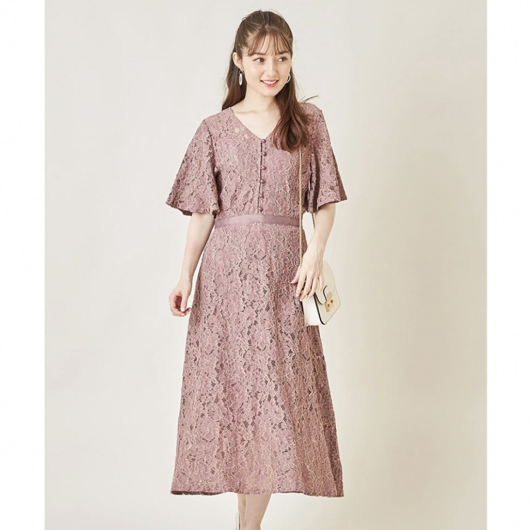 TOCCO closet(トッコクローゼット)の⭐︎新品　トッコクローゼット　レースワンピース　ピンク レディースのワンピース(ロングワンピース/マキシワンピース)の商品写真