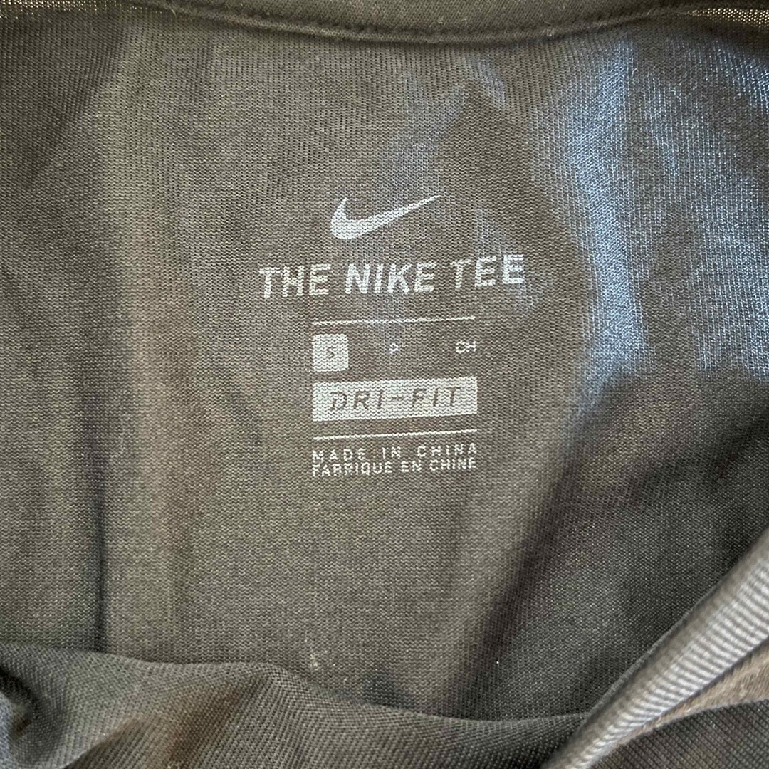 NIKE(ナイキ)のスポーツタンクトップ レディースのトップス(タンクトップ)の商品写真