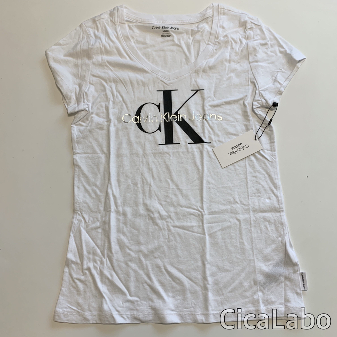 Calvin Klein(カルバンクライン)の【新品】カルバンクライン ジーンズ ロゴ Tシャツ ホワイト M レディースのトップス(Tシャツ(半袖/袖なし))の商品写真