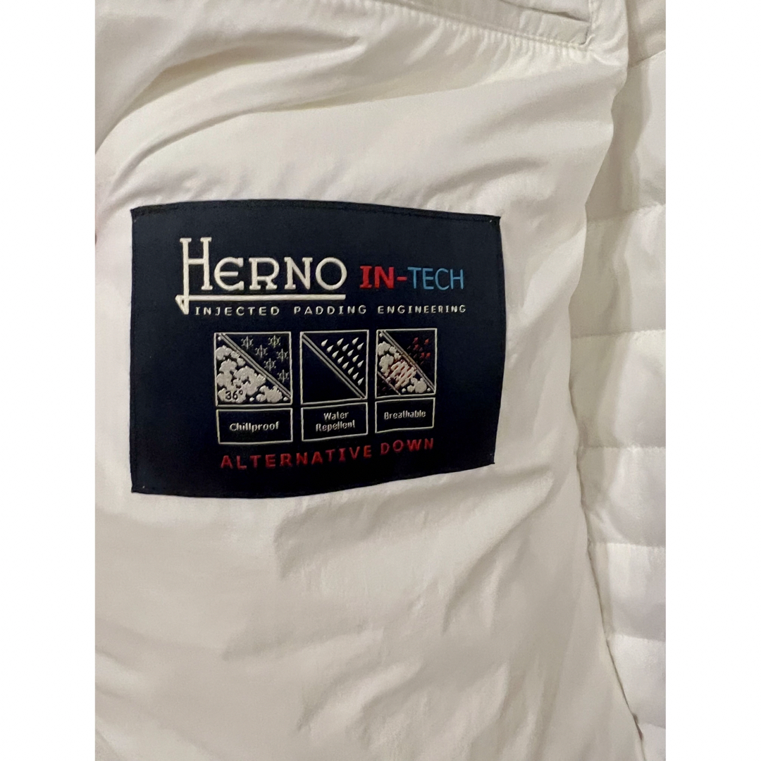 HERNO ヘルノ　ダウンベスト　46 ホワイト　美品