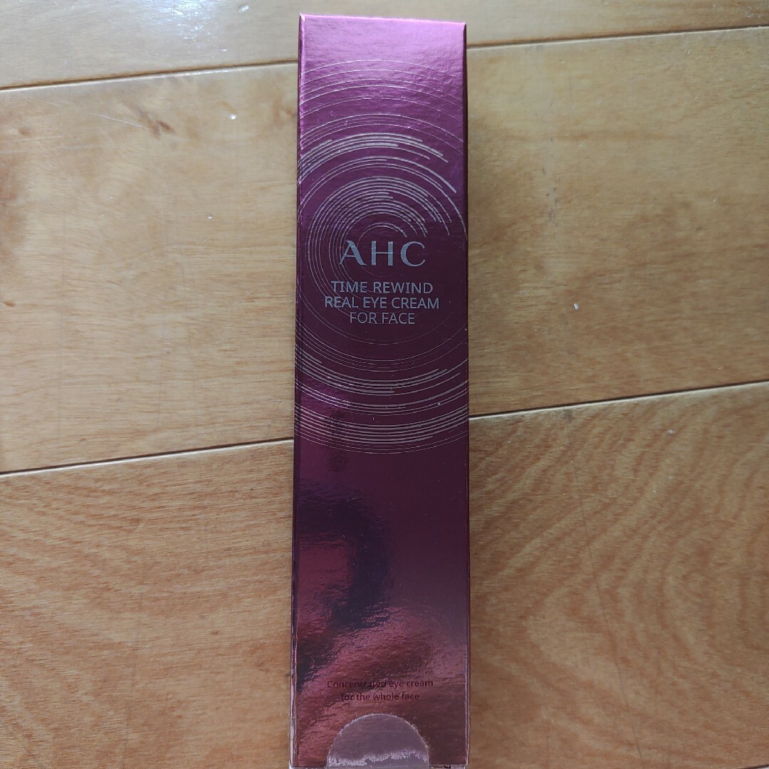 AHC(エイエイチシー)のA.H.Cタイムリワインドリアルアイクリームフォーフェース AHC コスメ/美容のスキンケア/基礎化粧品(アイケア/アイクリーム)の商品写真