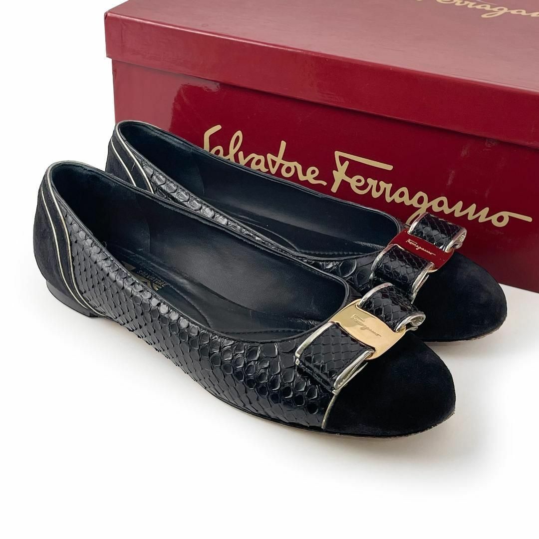 Salvatore Ferragamo ヴァラ パンプス 510-2