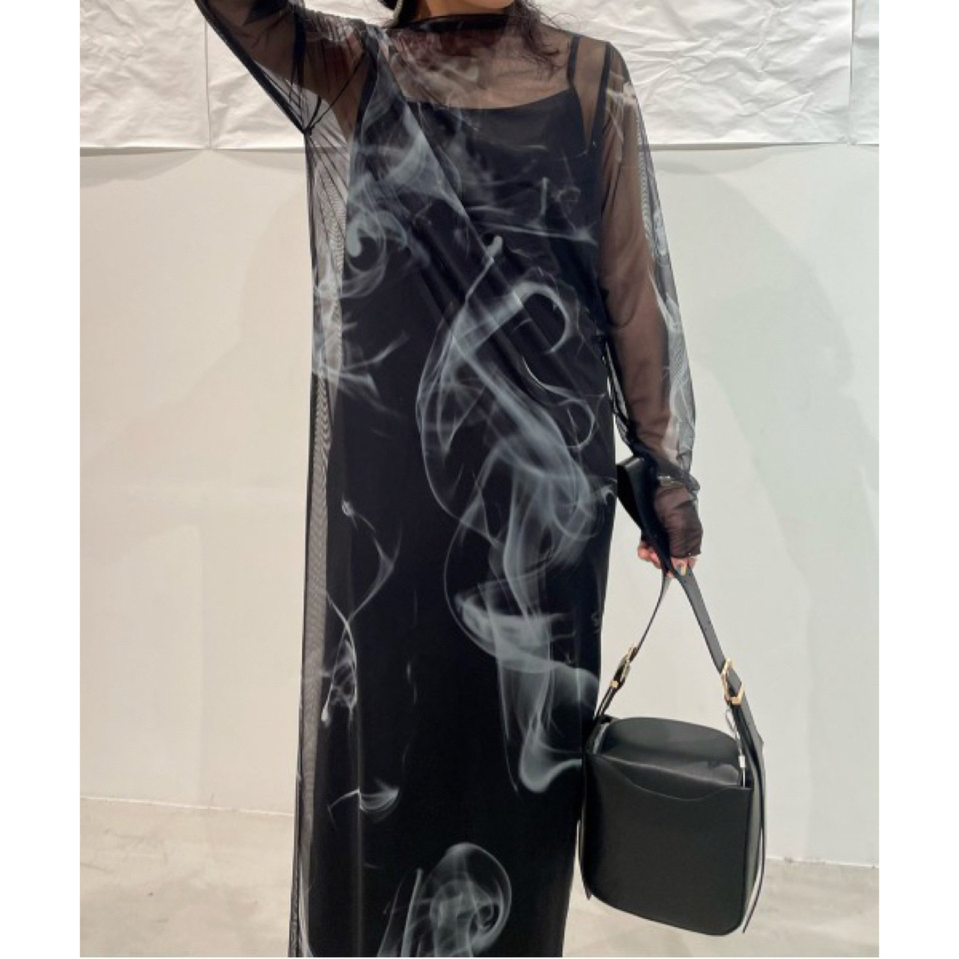 ameri CURL OF SMOKE SHEER DRESS46cm