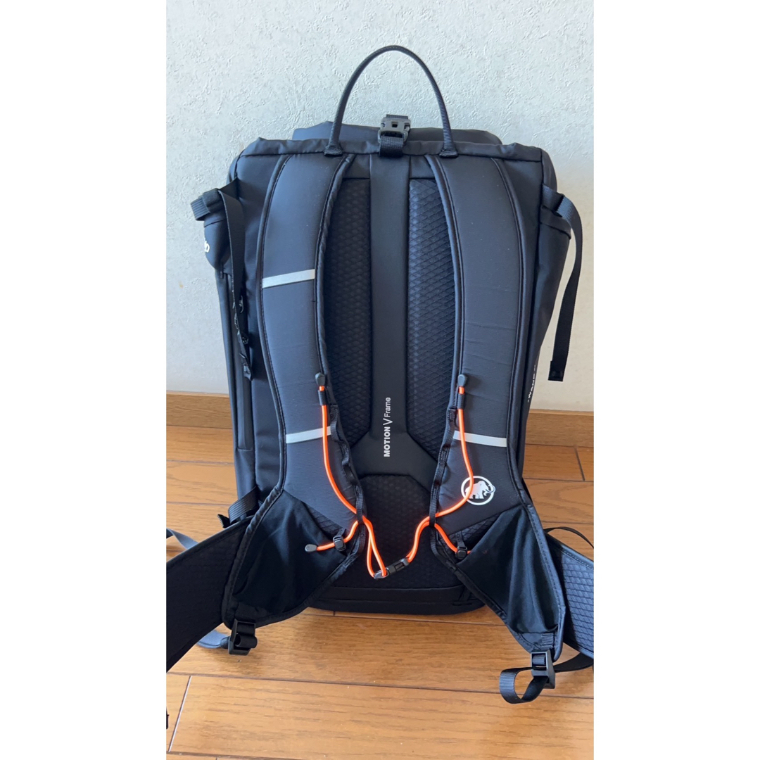 未使用【マムート】トリオン ノードワンド リュック 登山 28L オレンジ×紺