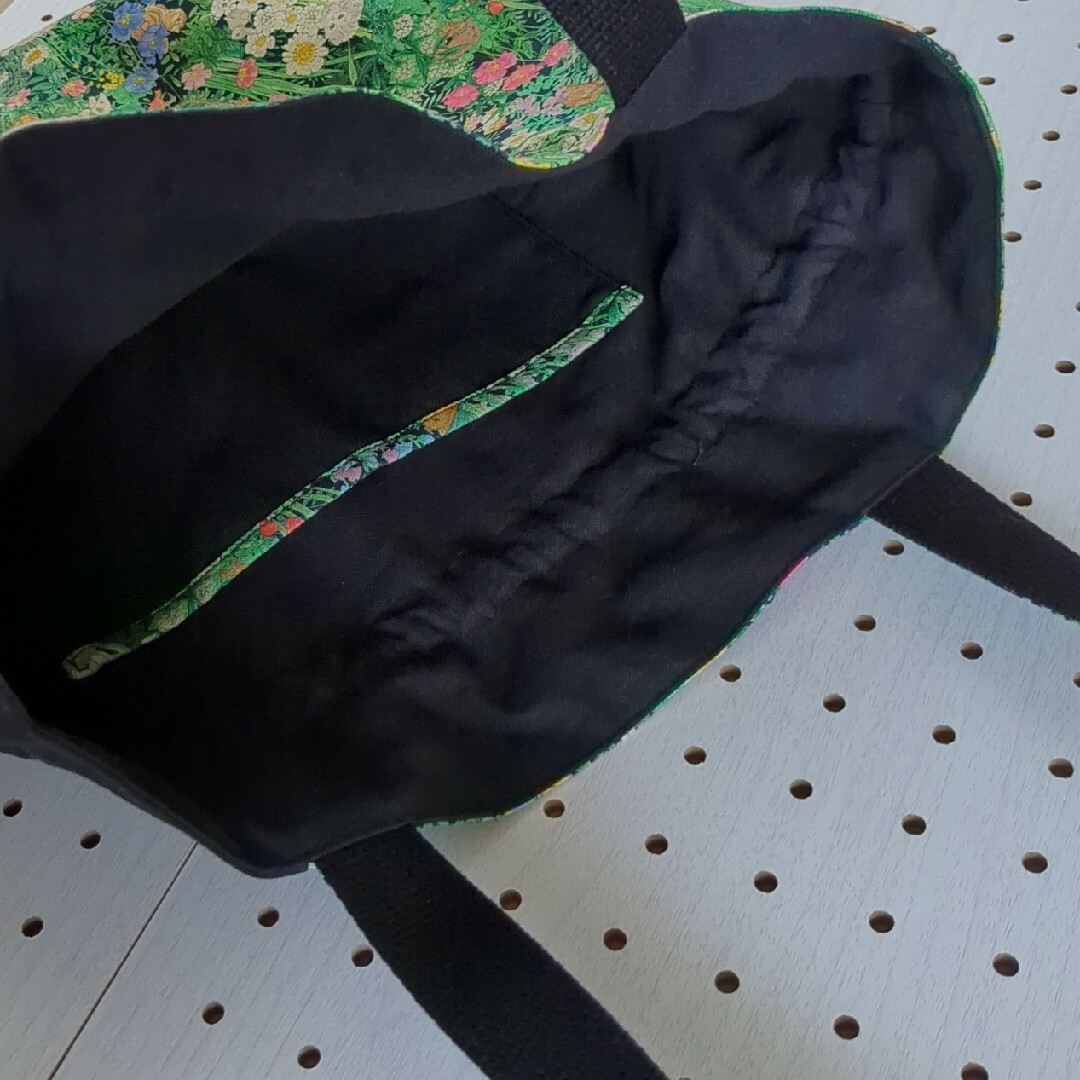 ユキエモン☆肩掛け巾着バッグ（ボタニカルフラワー） ハンドメイドのファッション小物(バッグ)の商品写真