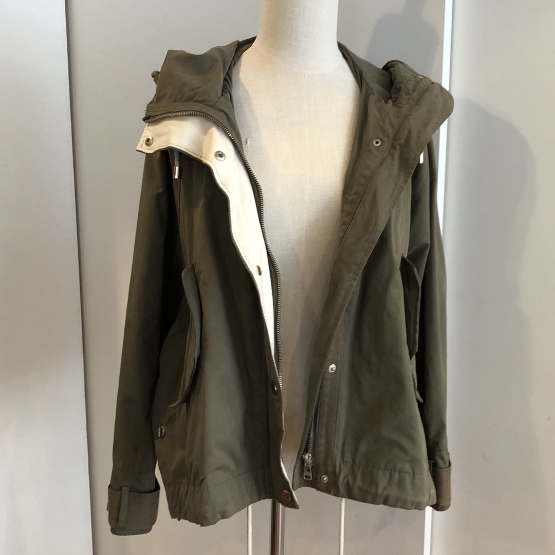 ZARA(ザラ)のZARA ザラ　マウンテンパーカー　xs レディースのジャケット/アウター(ブルゾン)の商品写真