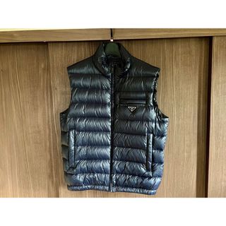 プラダ ダウンベスト(メンズ)の通販 69点 | PRADAのメンズを買うならラクマ