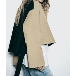 ザラ(ZARA)のZARA ZW コレクション コントラスト トレンチコート XSサイズ(トレンチコート)