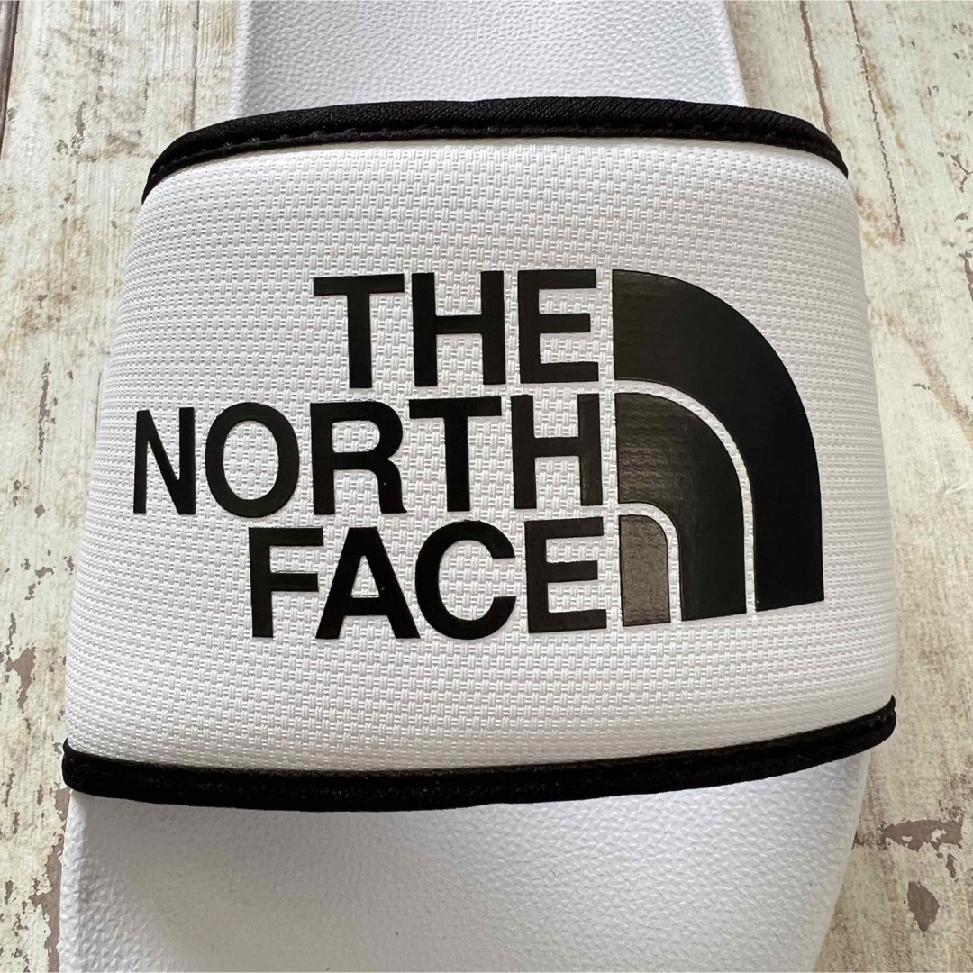 THE NORTH FACE(ザノースフェイス)のTNF メンズ レディース　サンダル ホワイト 白色  24cm レディースの靴/シューズ(サンダル)の商品写真