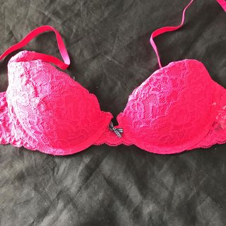 ギリーヒックス(Gilly Hicks)のブラ 【新品】32B ギリーヒックス アバクロ(ブラ)